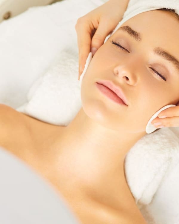 Facial Skin Treatment